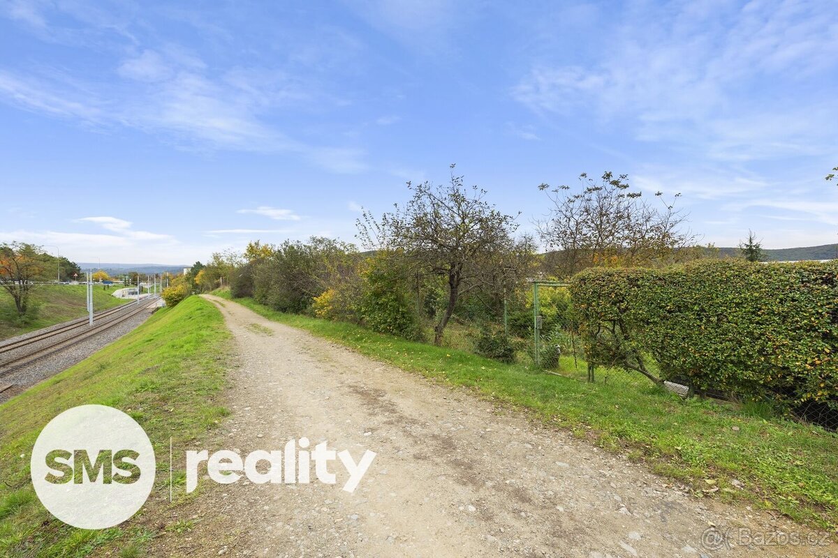 Prodej stavebního pozemku Brno - Bystrc 1662 m2