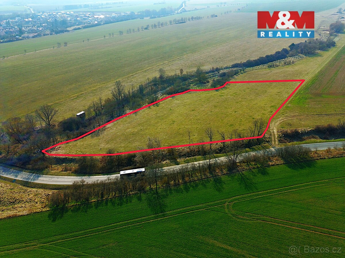 Prodej pole, 18948 m², Kladruby