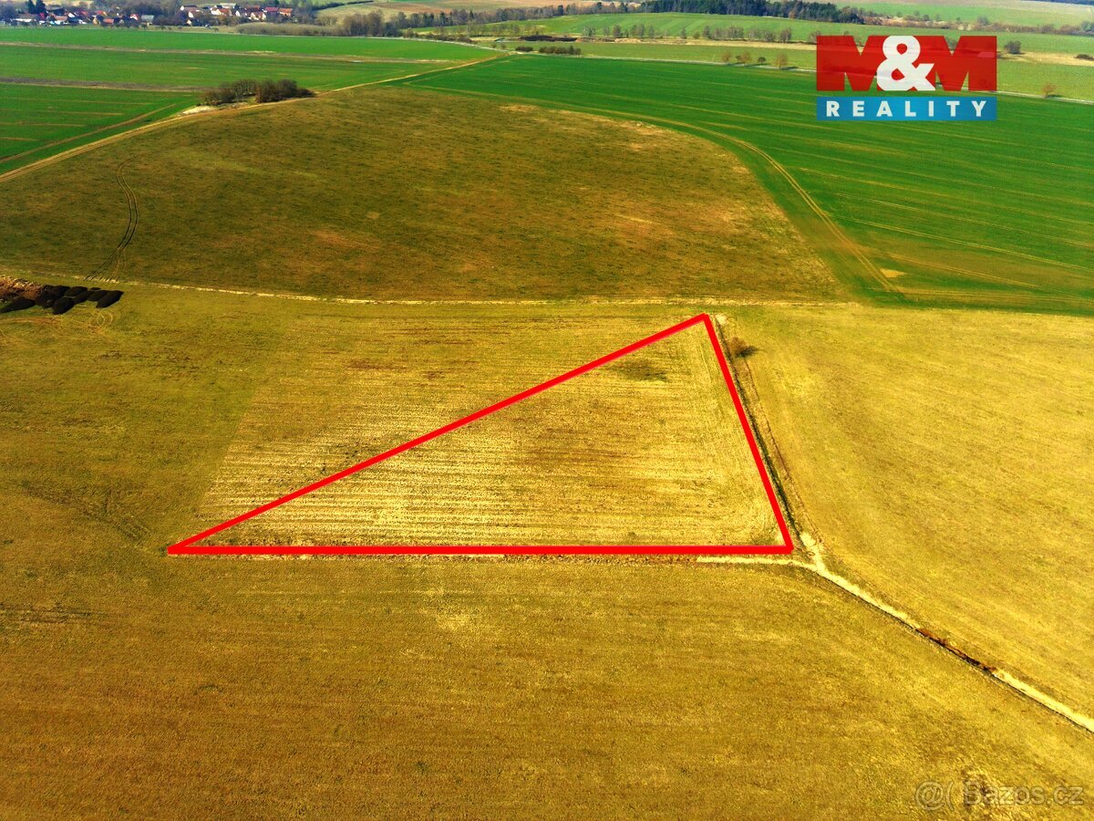 Prodej pole, 18948 m², Kladruby