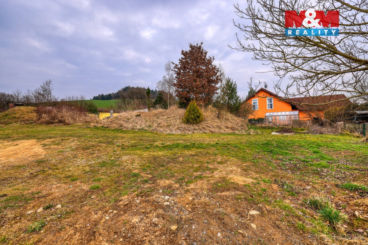 Prodej pozemku k bydlení, 1194 m², Vrhaveč