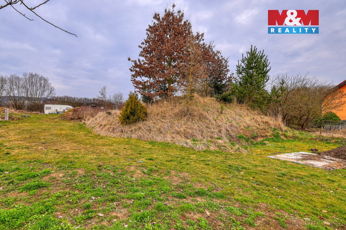 Prodej pozemku k bydlení, 1194 m², Vrhaveč