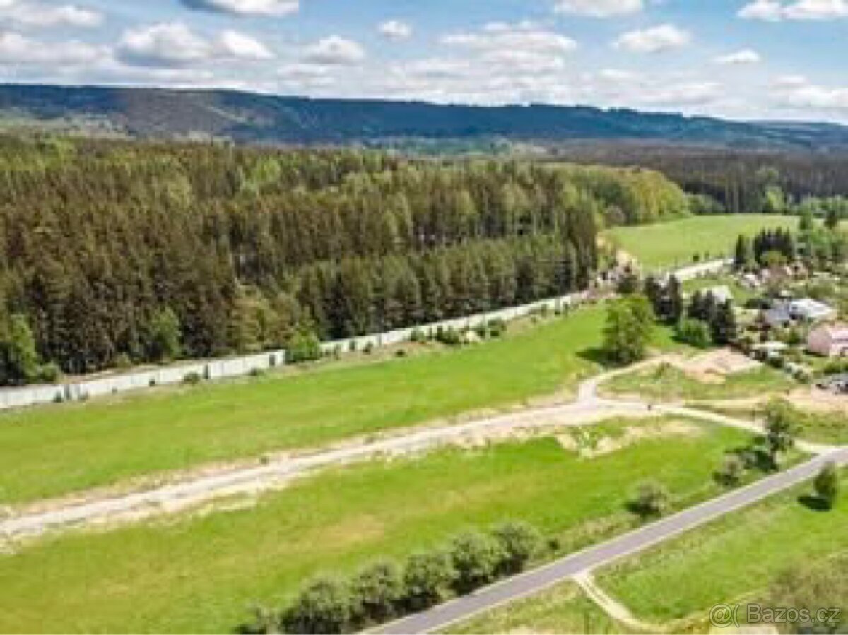 Prodej pozemků (možnost výstavby RD)