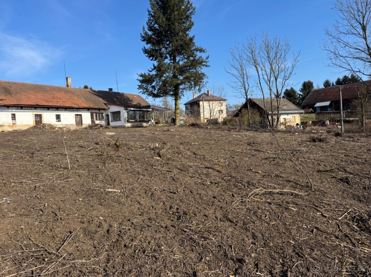 Prodej 5 stavebních pozemků - 5266m2