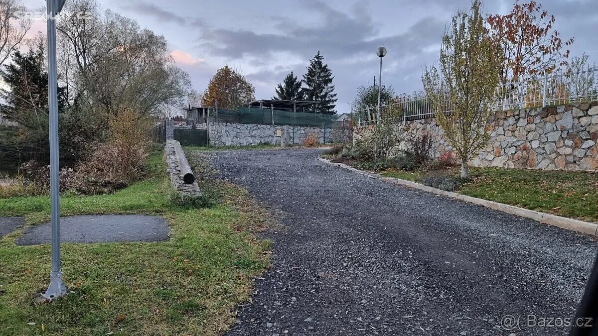 Prodej stavebního pozemku 2950 m²