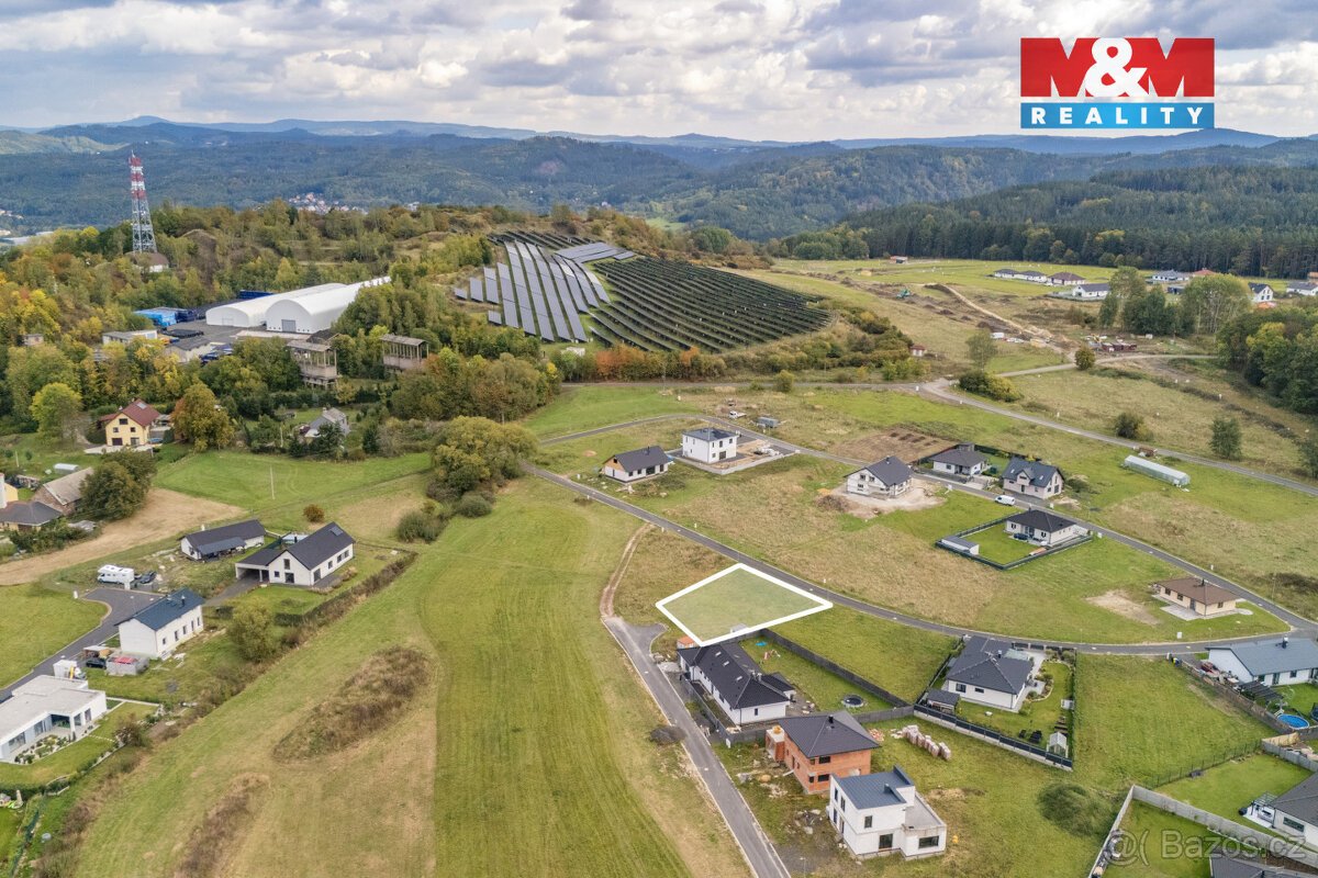 Prodej pozemku k bydlení, 883 m², Hory