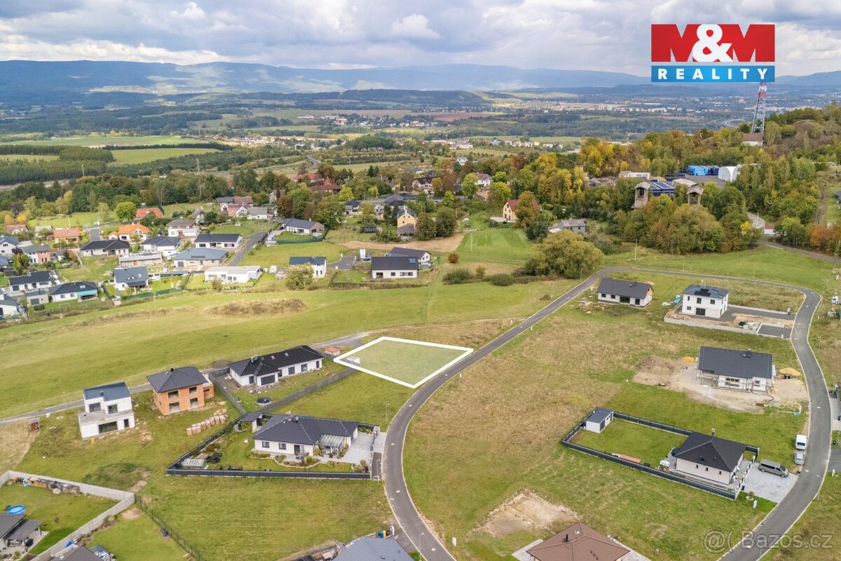Prodej pozemku k bydlení, 883 m², Hory