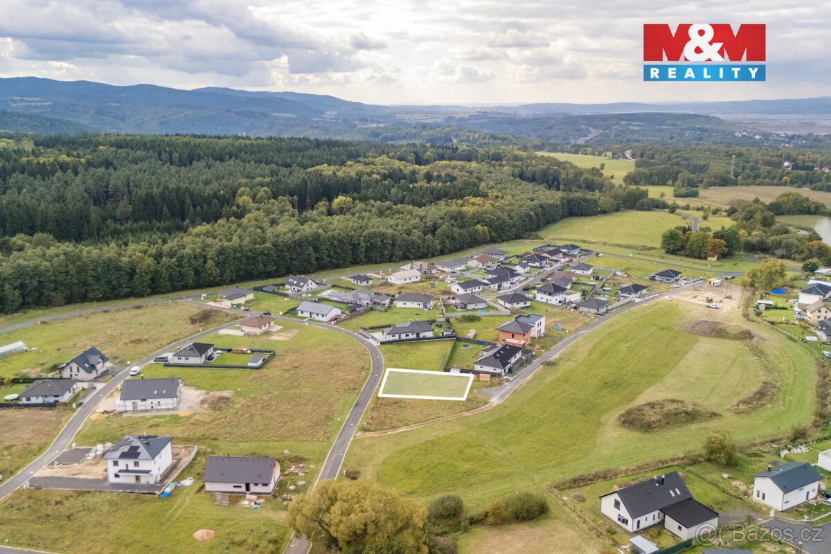 Prodej pozemku k bydlení, 883 m², Hory
