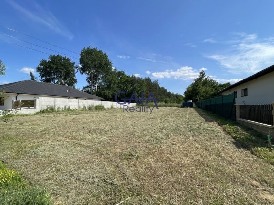 Dubňany - Pozemek u lesa se stavebním povolením - 781m2