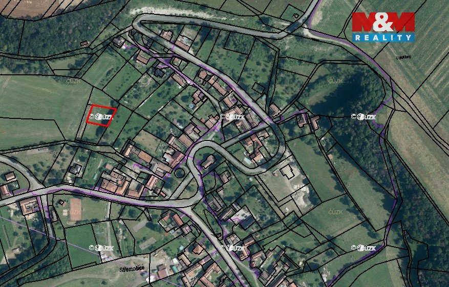 Prodej pozemku k bydlení v Střemošicích