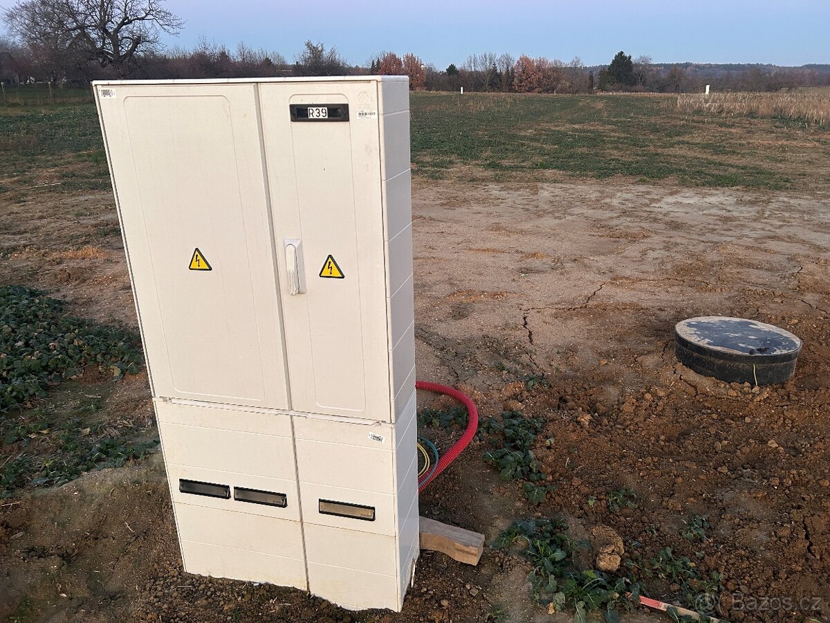 Prodej stavebního pozemku 1 203 m² - Paceřice