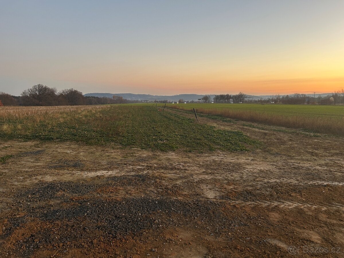 Prodej stavebního pozemku 1 203 m² - Paceřice