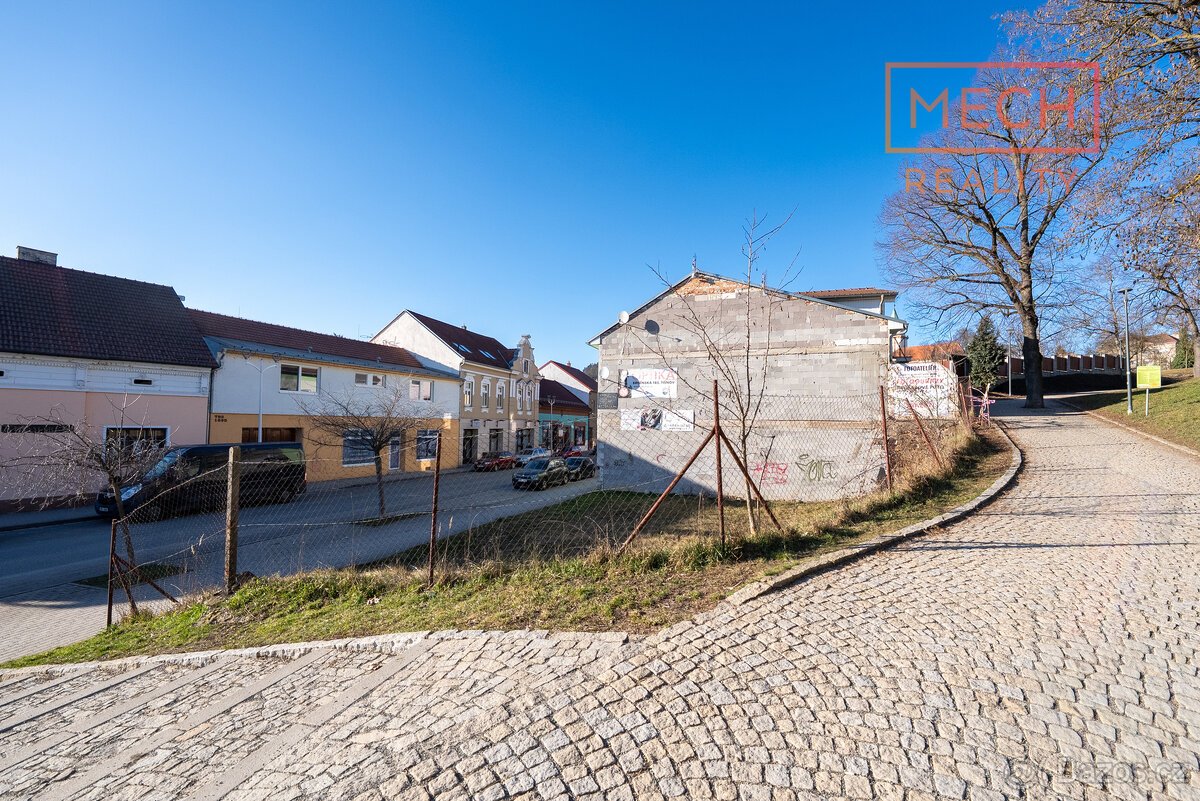 Prodej stavebního pozemku 179m2