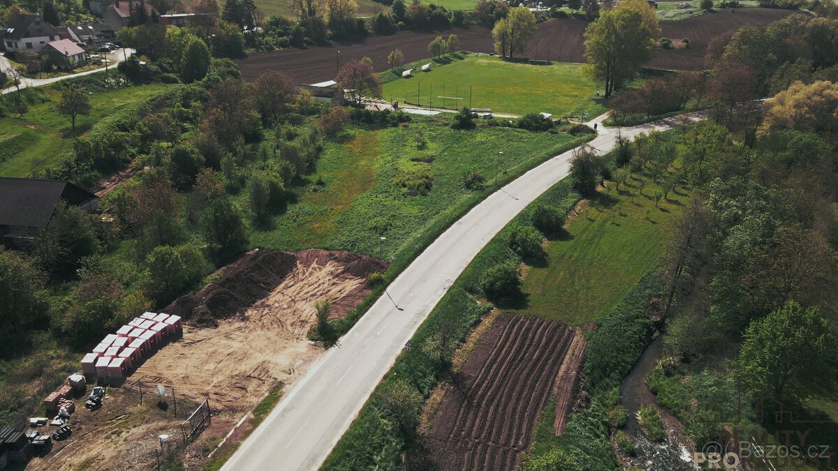 Prodej stavebního pozemku 791,5 m2 v Kyjově-Bohuslavicích, l