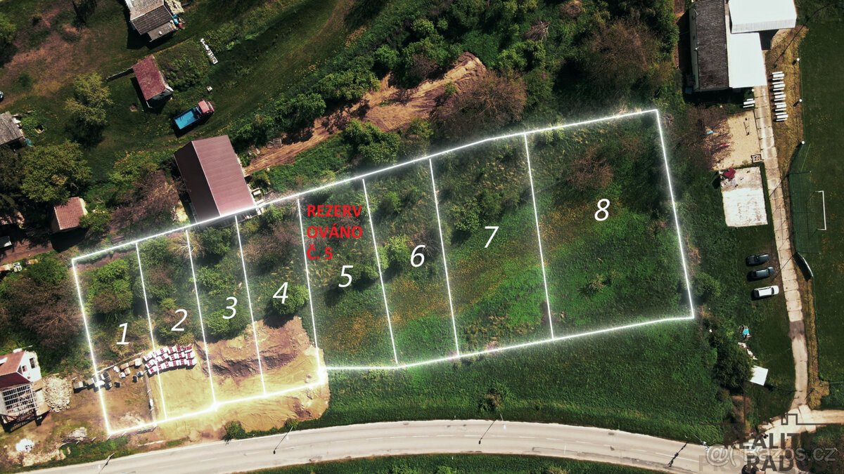 Prodej stavebního pozemku 861,5 m2 v Kyjově-Bohuslavicích, l