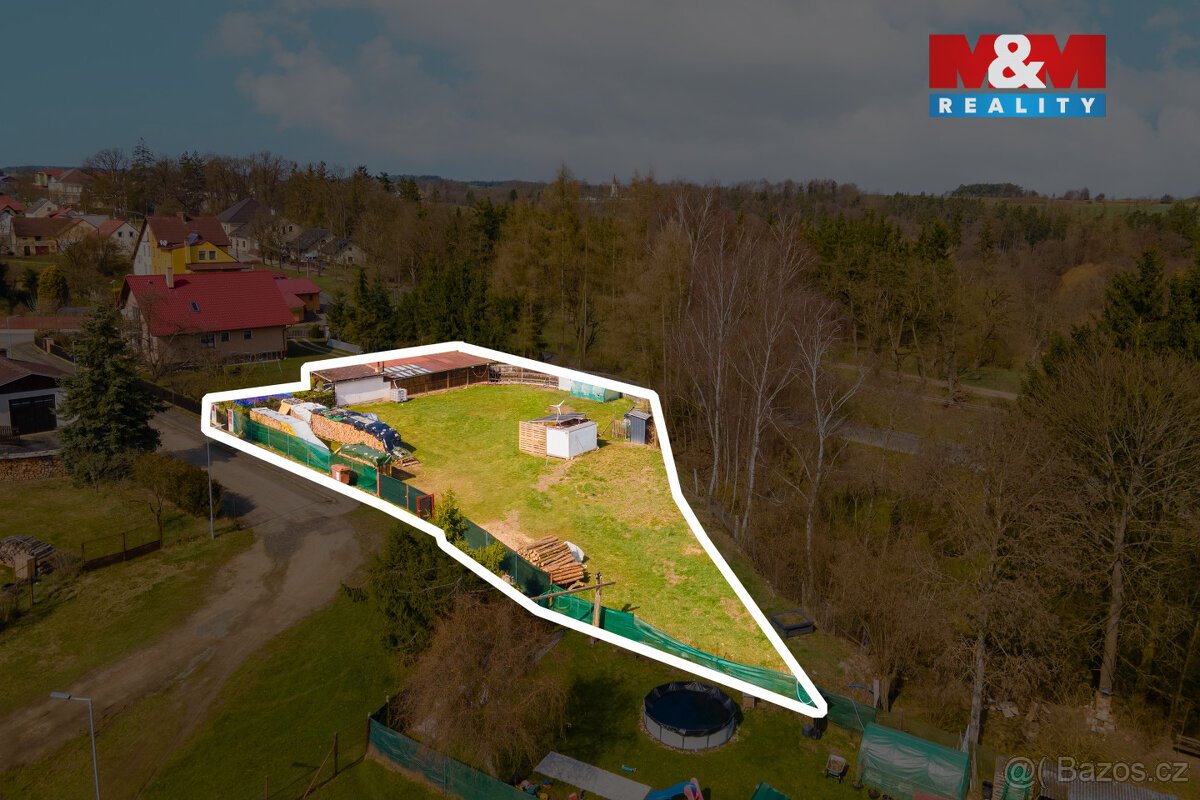 Prodej pozemku k bydlení, 1021 m², Kladruby, ul. Zahradní