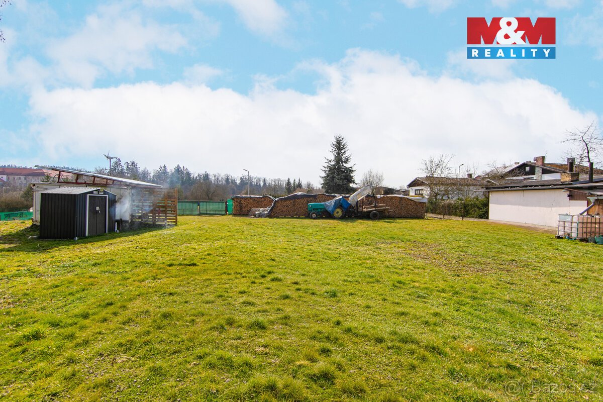 Prodej pozemku k bydlení, 1021 m², Kladruby, ul. Zahradní