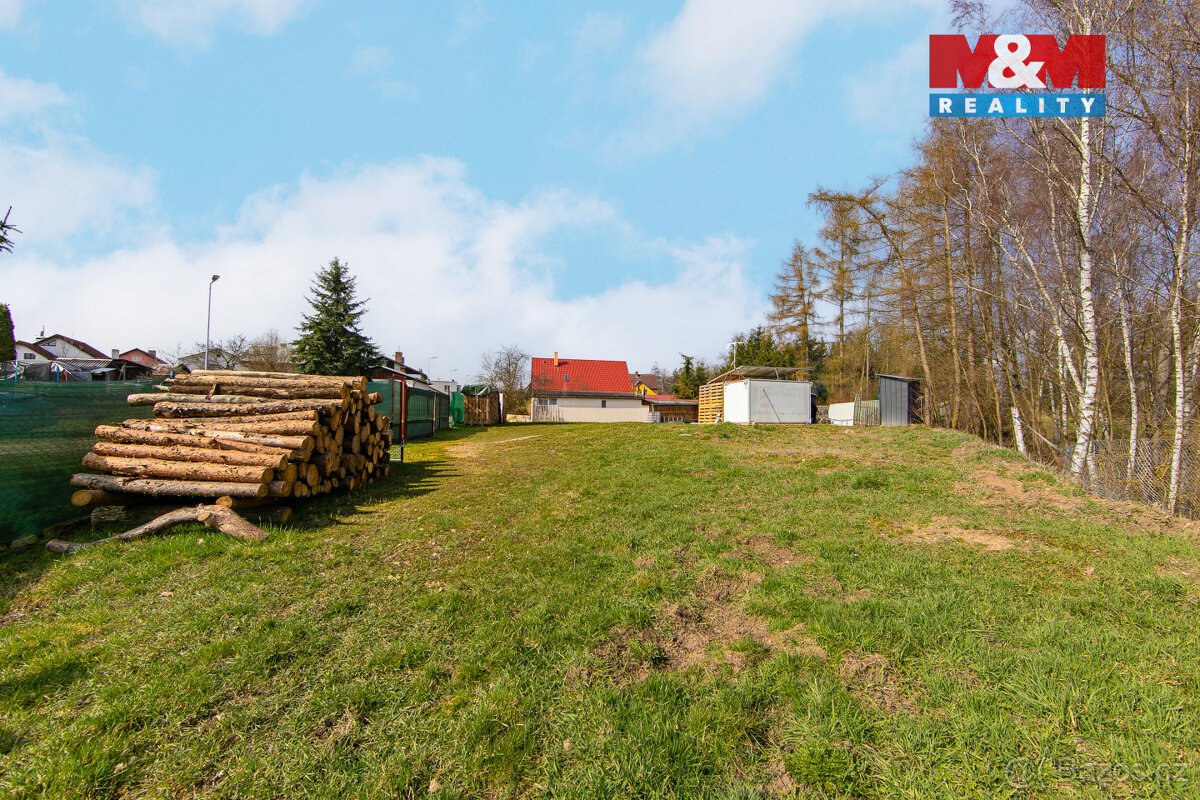 Prodej pozemku k bydlení, 1021 m², Kladruby, ul. Zahradní