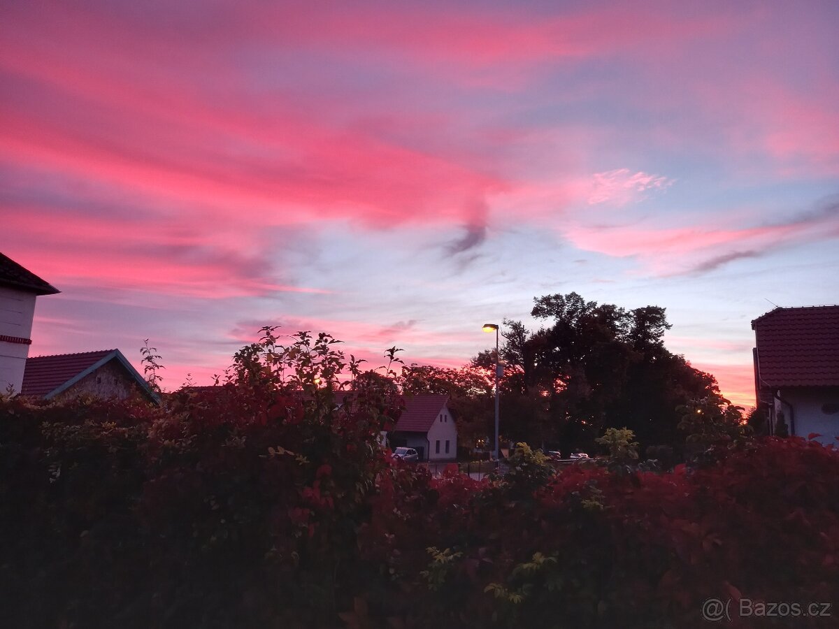 Stavební pozemek 785m-D35 za 6km,všechny sítě,Nové S