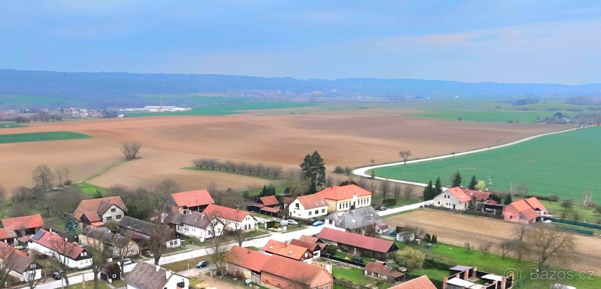 Stavební pozemek 785m-D35 za 6km,všechny sítě,Nové S