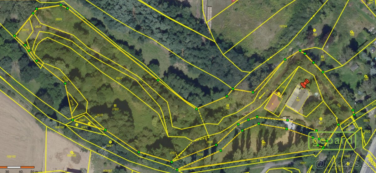 Soubor pozemků o výměře 12 706 m2, včetně potoka a RD k reko
