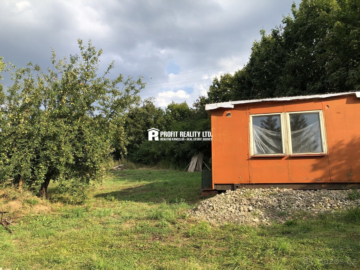 Pozemky, 775 m²,  Králův Dvůr - Karlova Huť, ev.č. N0025286