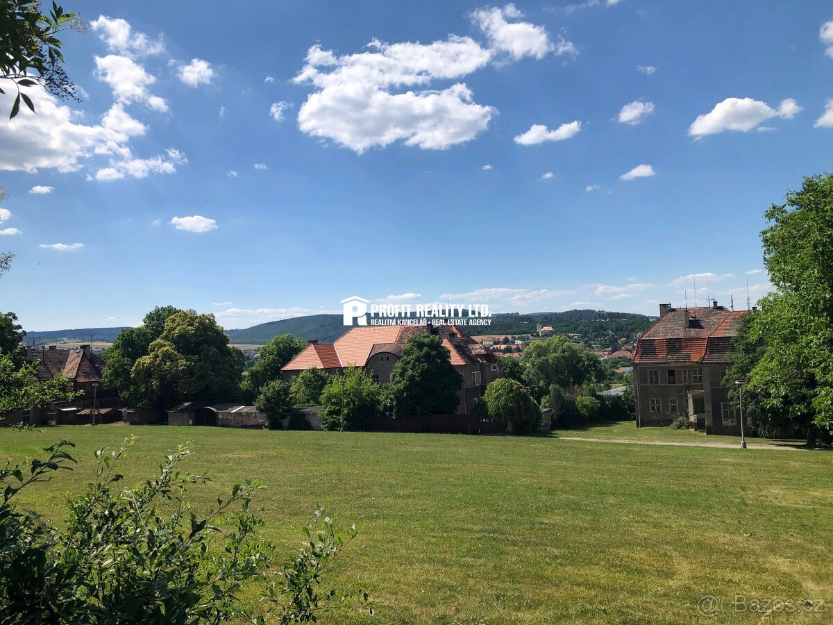 Pozemky, 775 m²,  Králův Dvůr - Karlova Huť, ev.č. N0025286