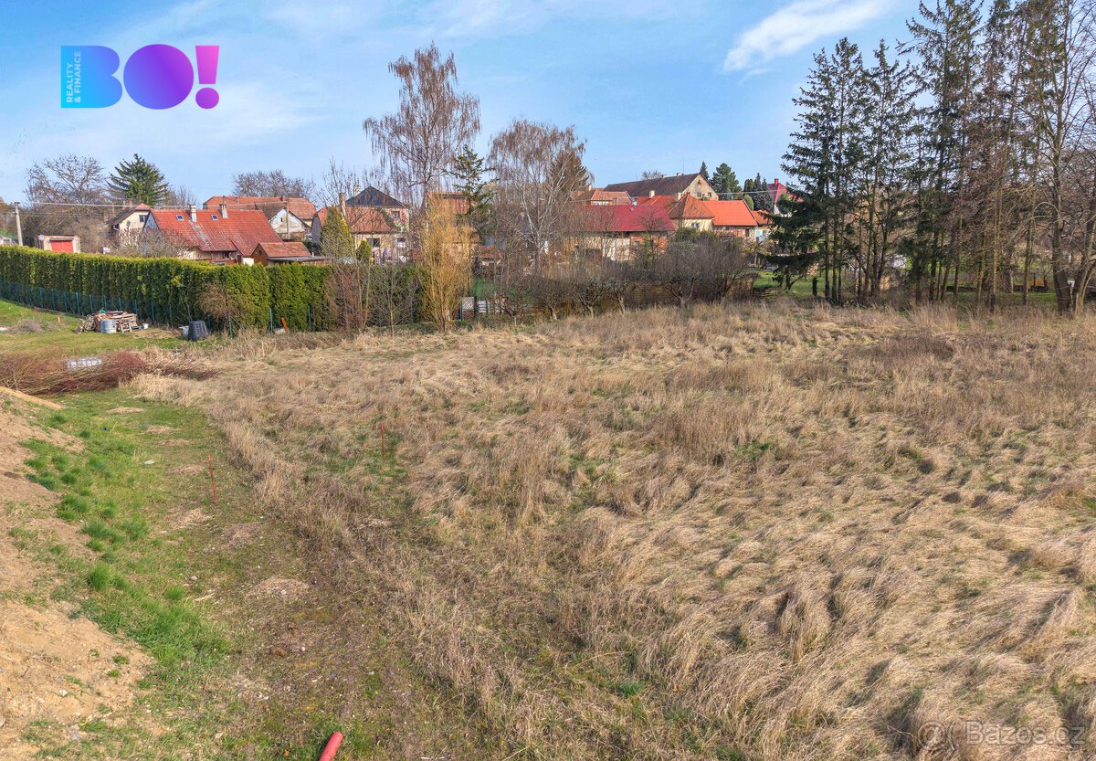 Prodej stavebního pozemku 928 m², Dolní Bezděkov, okres Chru