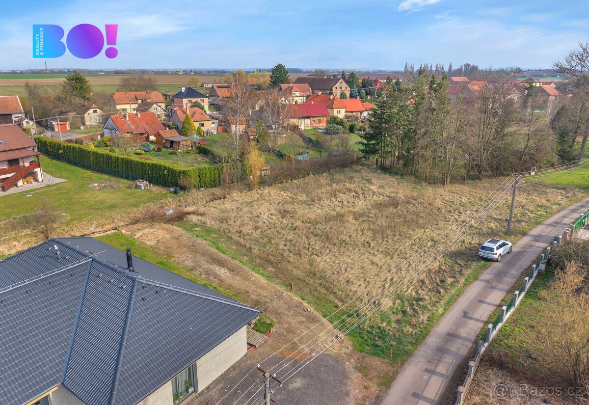 Prodej stavebního pozemku 928 m², Dolní Bezděkov, okres Chru