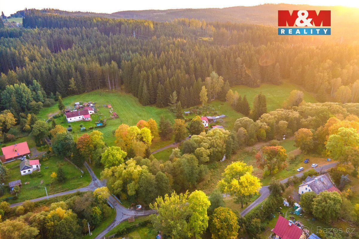 Prodej pozemku 1446 m², Stará Voda