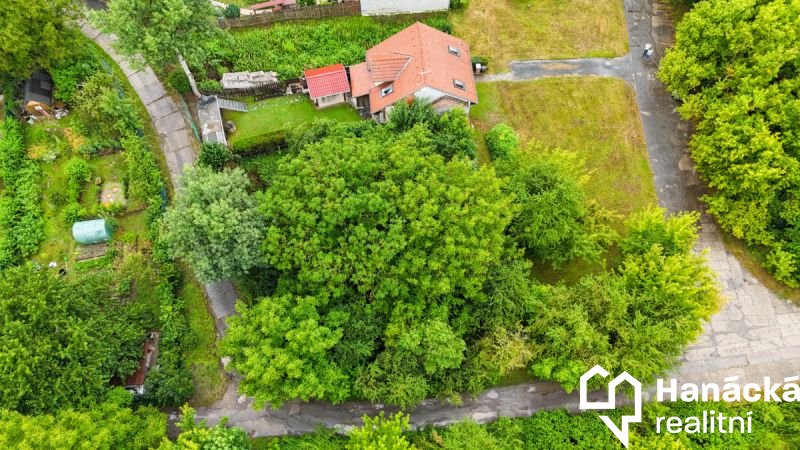 Prodej stavebního pozemku v Olomouci, 298 m2, ulice...