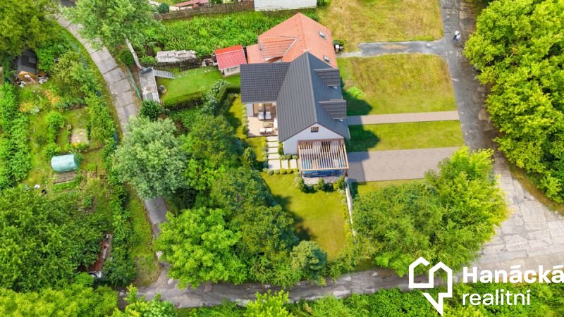 Prodej stavebního pozemku v Olomouci, 298 m2, ulice...