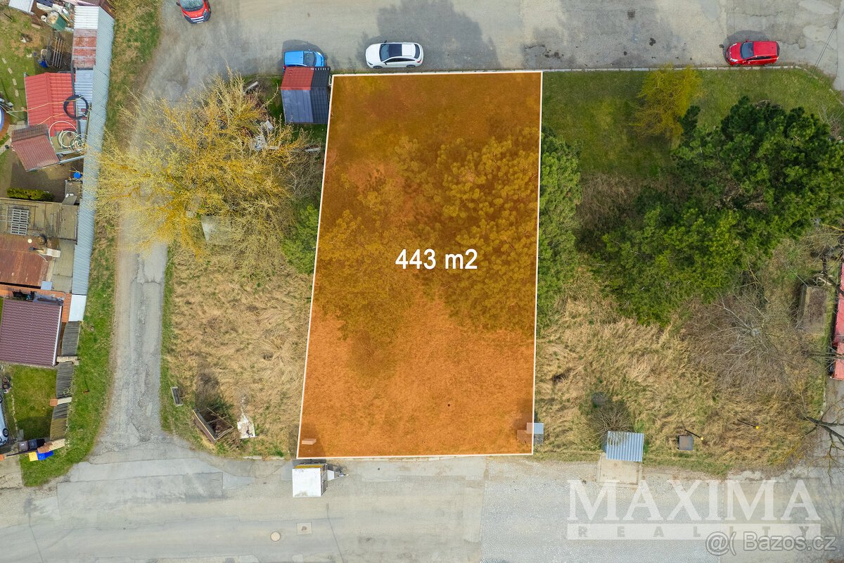Pozemek  o ploše 443 m2 - Olomouc, Slavonín