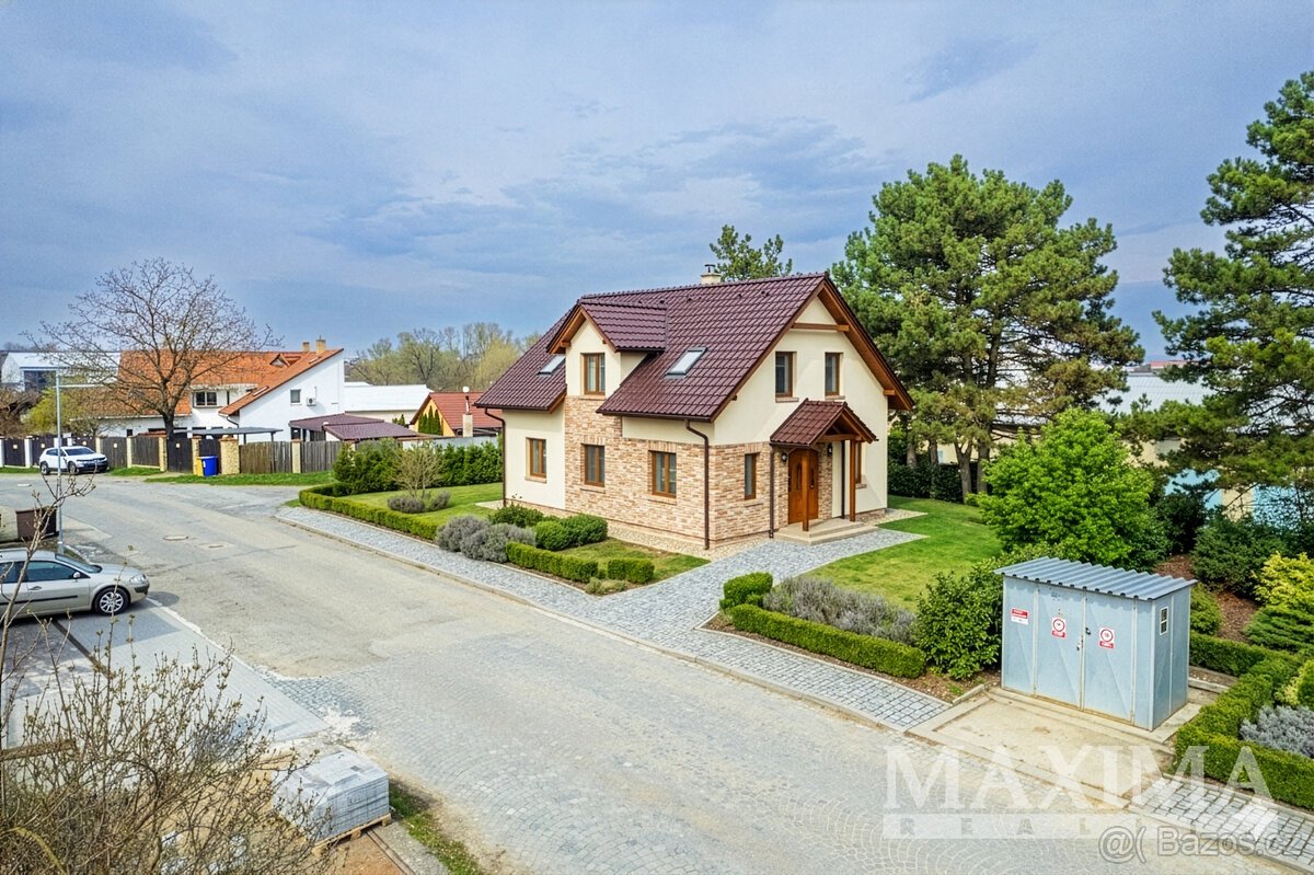 Pozemek  o ploše 443 m2 - Olomouc, Slavonín