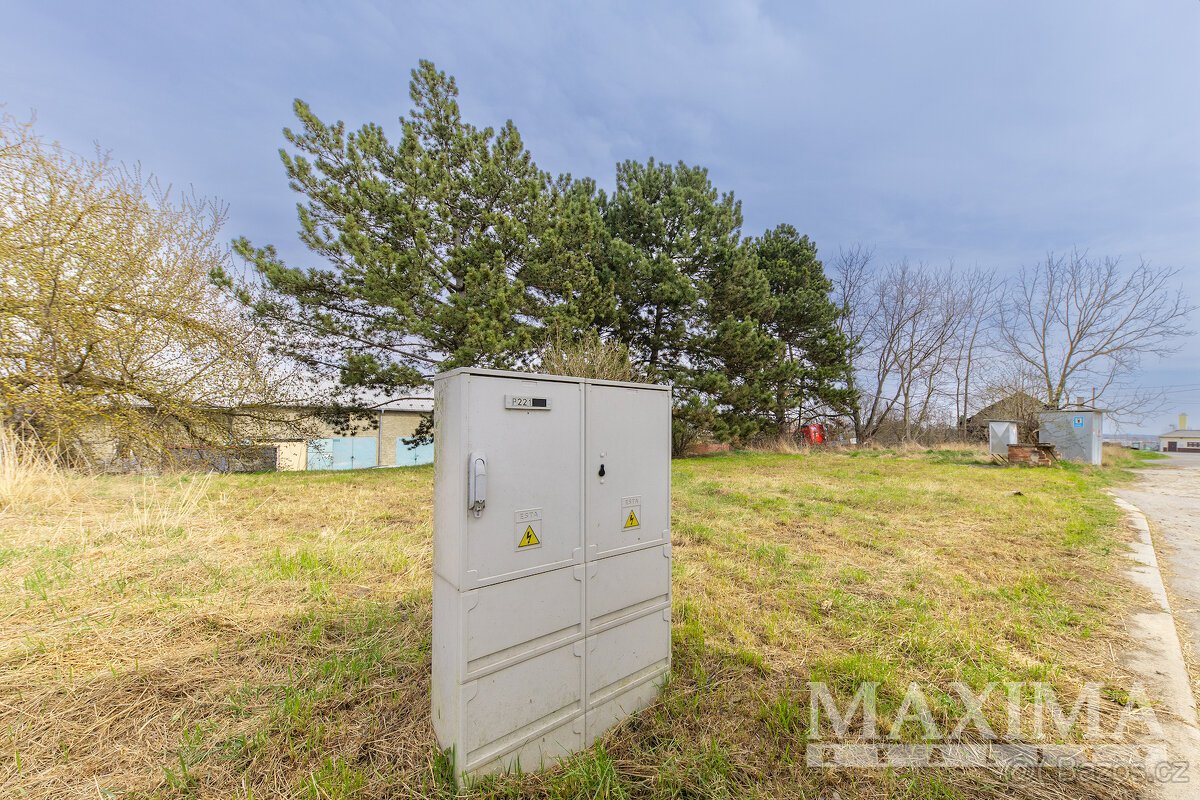 Pozemek  o ploše 443 m2 - Olomouc, Slavonín