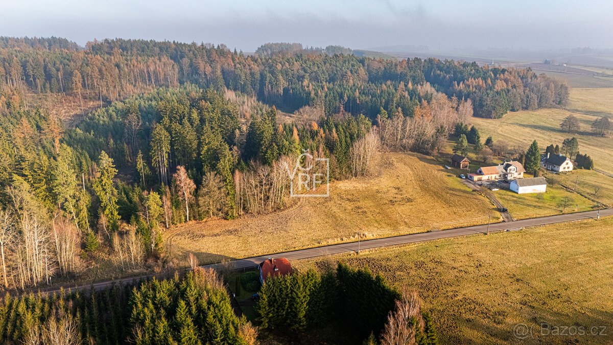 Prodej pozemku pro výstavbu 2 RD nebo rodinného ranče - Doub