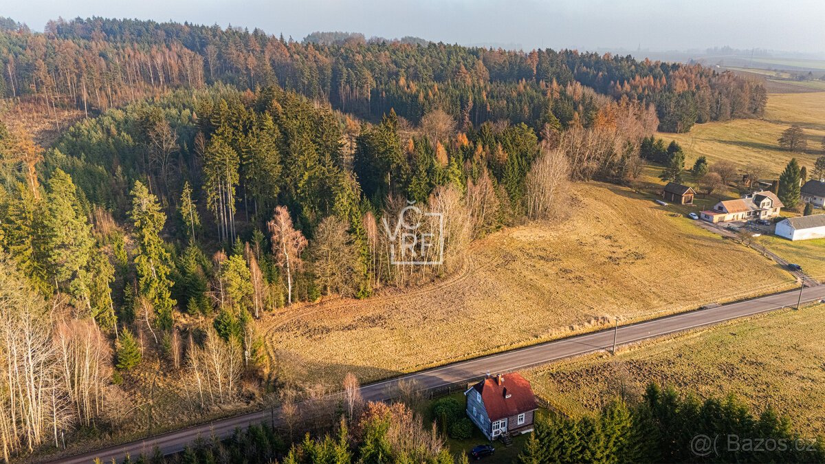 Prodej pozemku pro výstavbu 2 RD nebo rodinného ranče - Doub