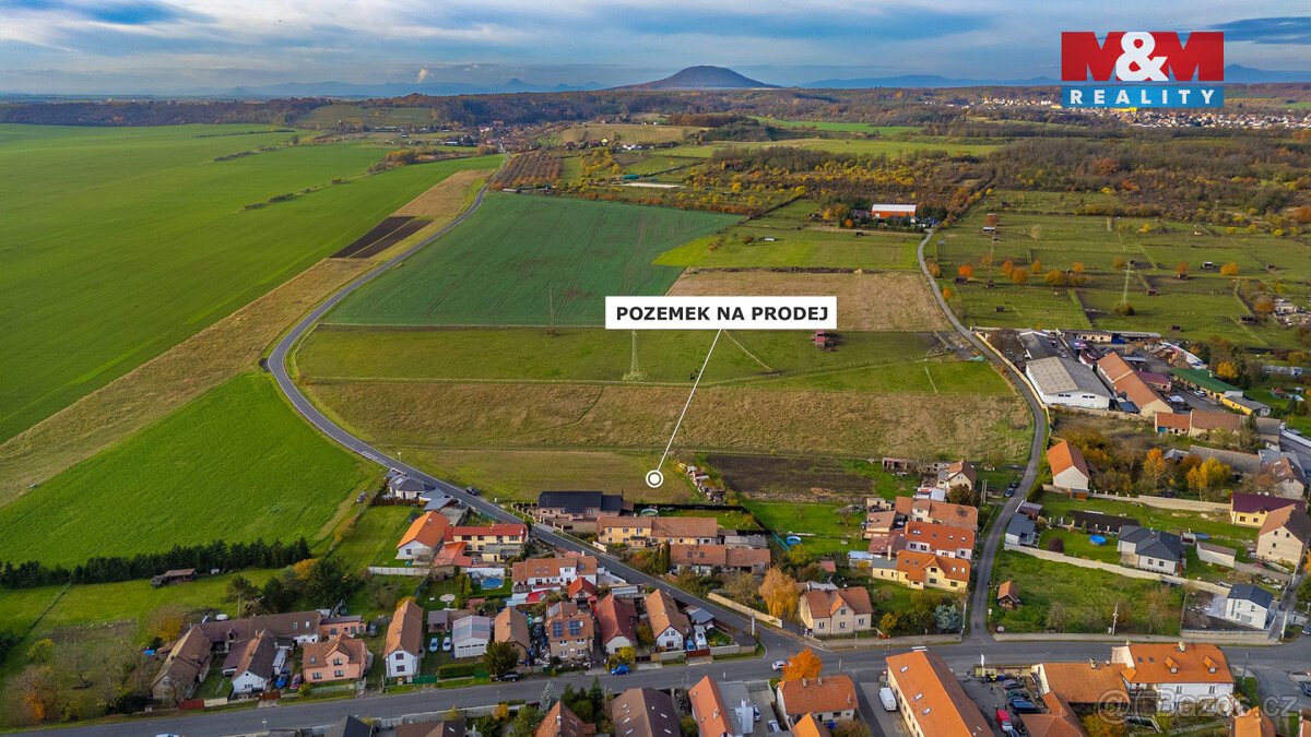 Prodej pozemku k bydlení, 1267 m², Spomyšl