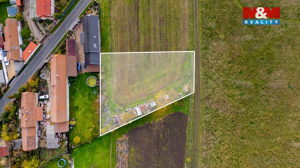 Prodej pozemku k bydlení, 1267 m², Spomyšl