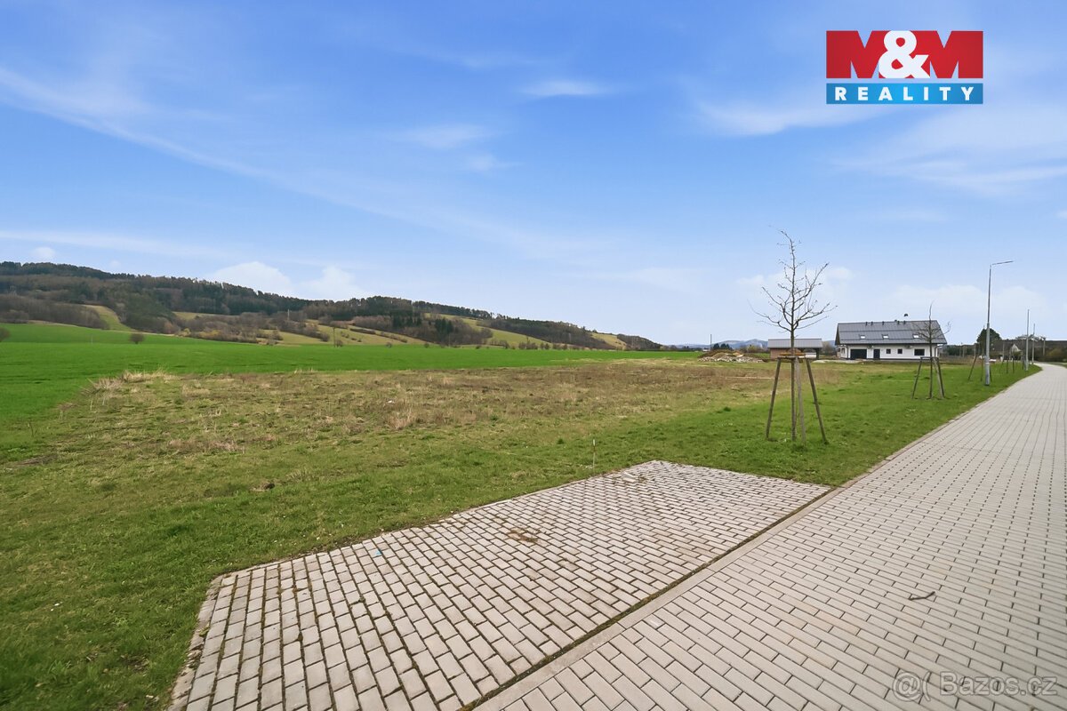 Prodej pozemku k bydlení, 890 m², Vikýřovice