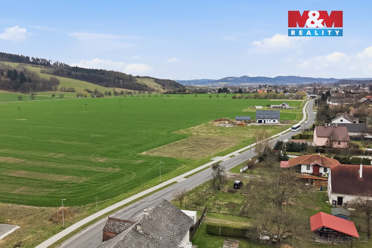 Prodej pozemku k bydlení, 890 m², Vikýřovice