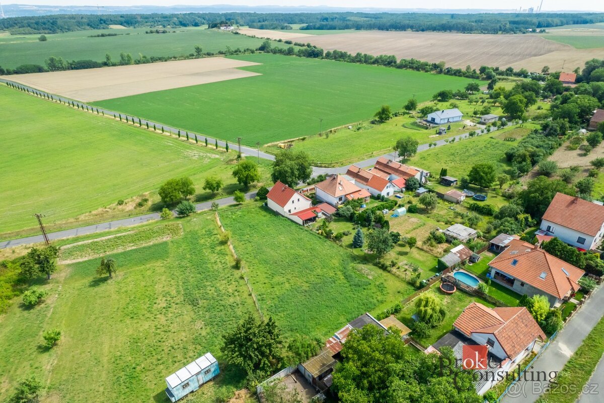 Prodej, pozemky/bydlení, 1645 m2, Bechlín, Litoměřice [ID 74