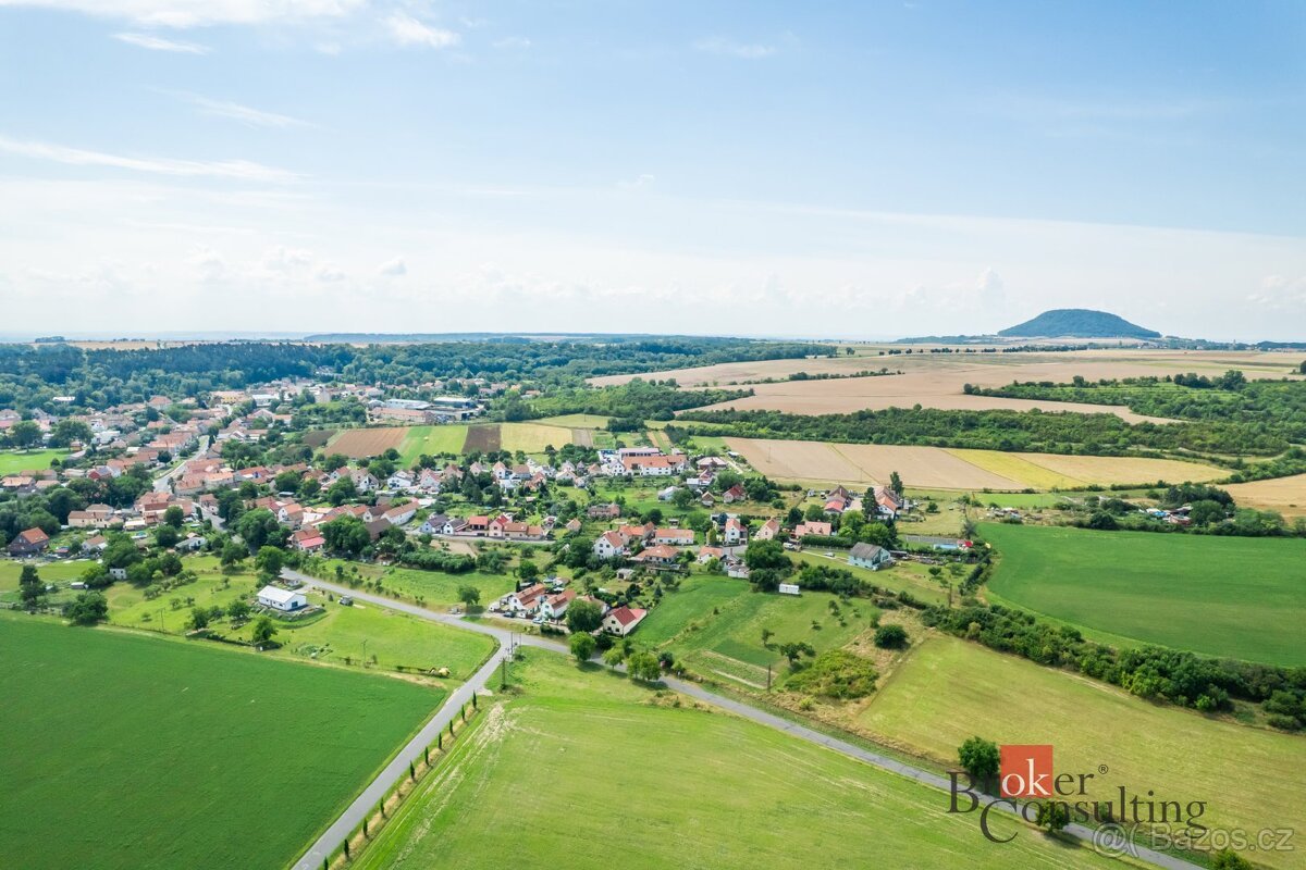 Prodej, pozemky/bydlení, 1645 m2, Bechlín, Litoměřice [ID 74