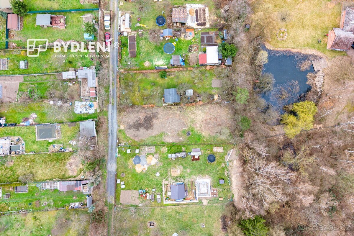 Prodej pozemku 622 m and sup2; v Novosedlicích u Teplic a po