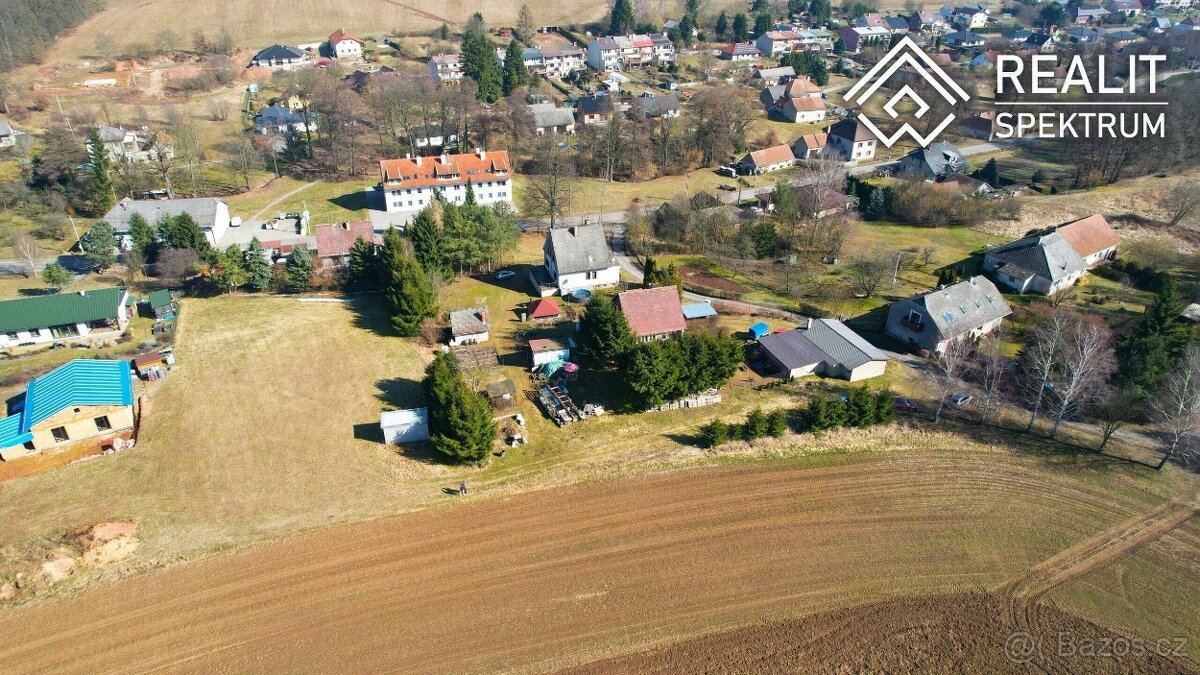 Pozemek určený k zástavbě,  3 435 m² v Rudolticích