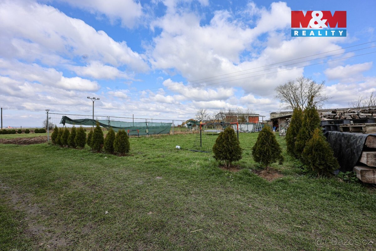 Prodej pozemku k bydlení, 372 m², Lužice