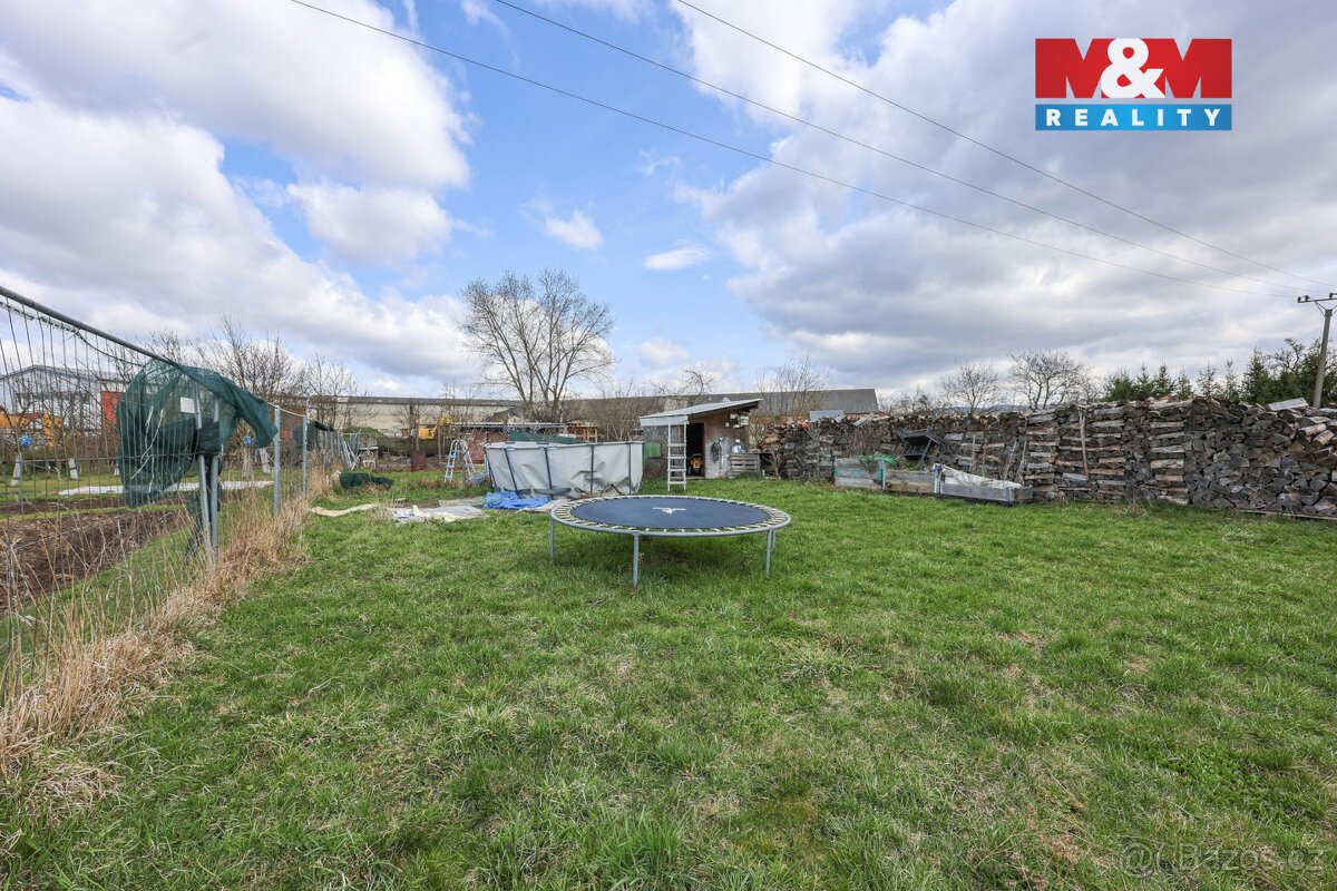 Prodej pozemku k bydlení, 372 m², Lužice