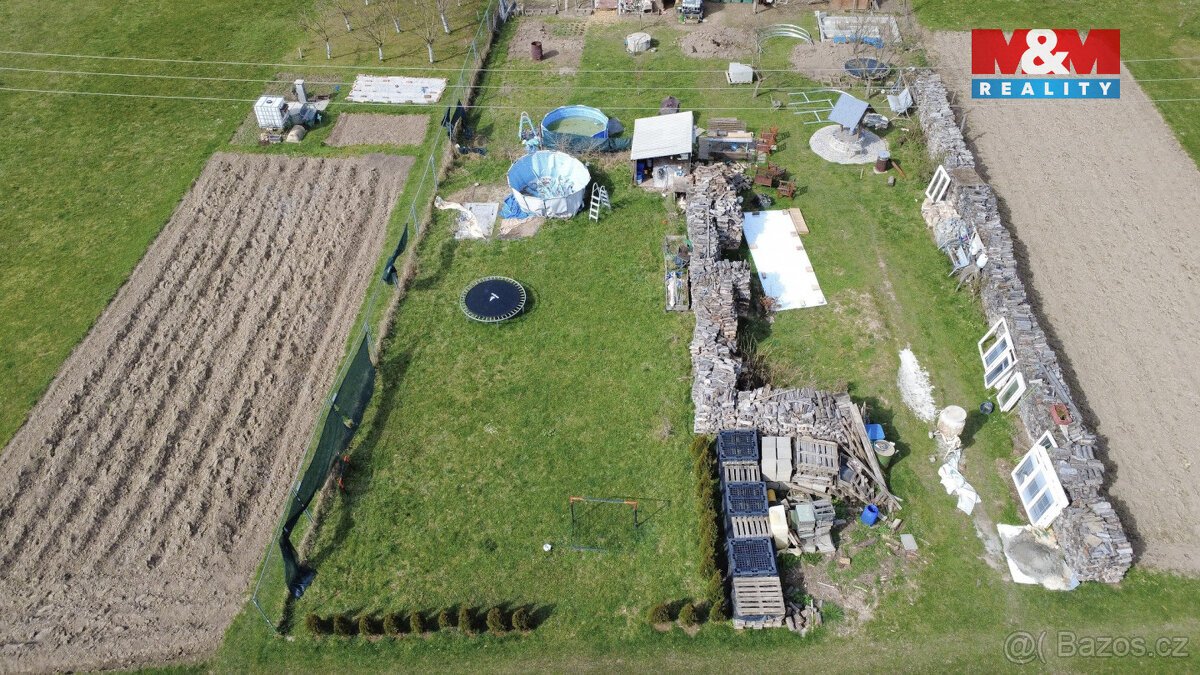 Prodej pozemku k bydlení, 372 m², Lužice