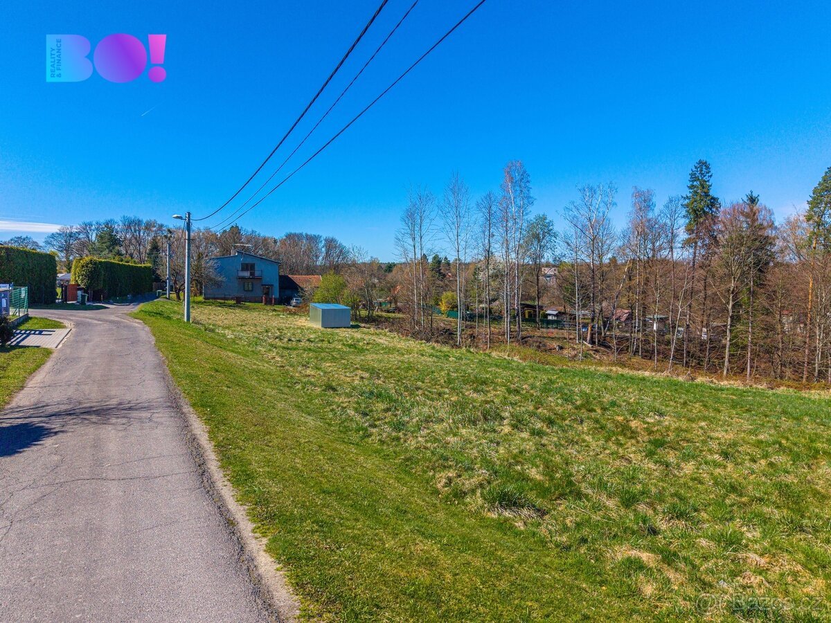 Prodej stavebního pozemku 1649 m² - Bludovice