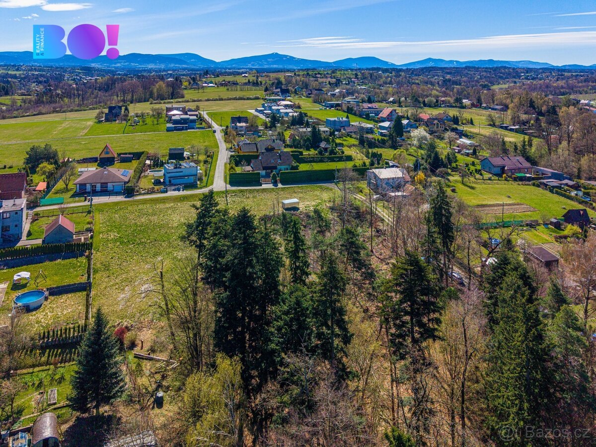 Prodej stavebního pozemku 1649 m² - Bludovice