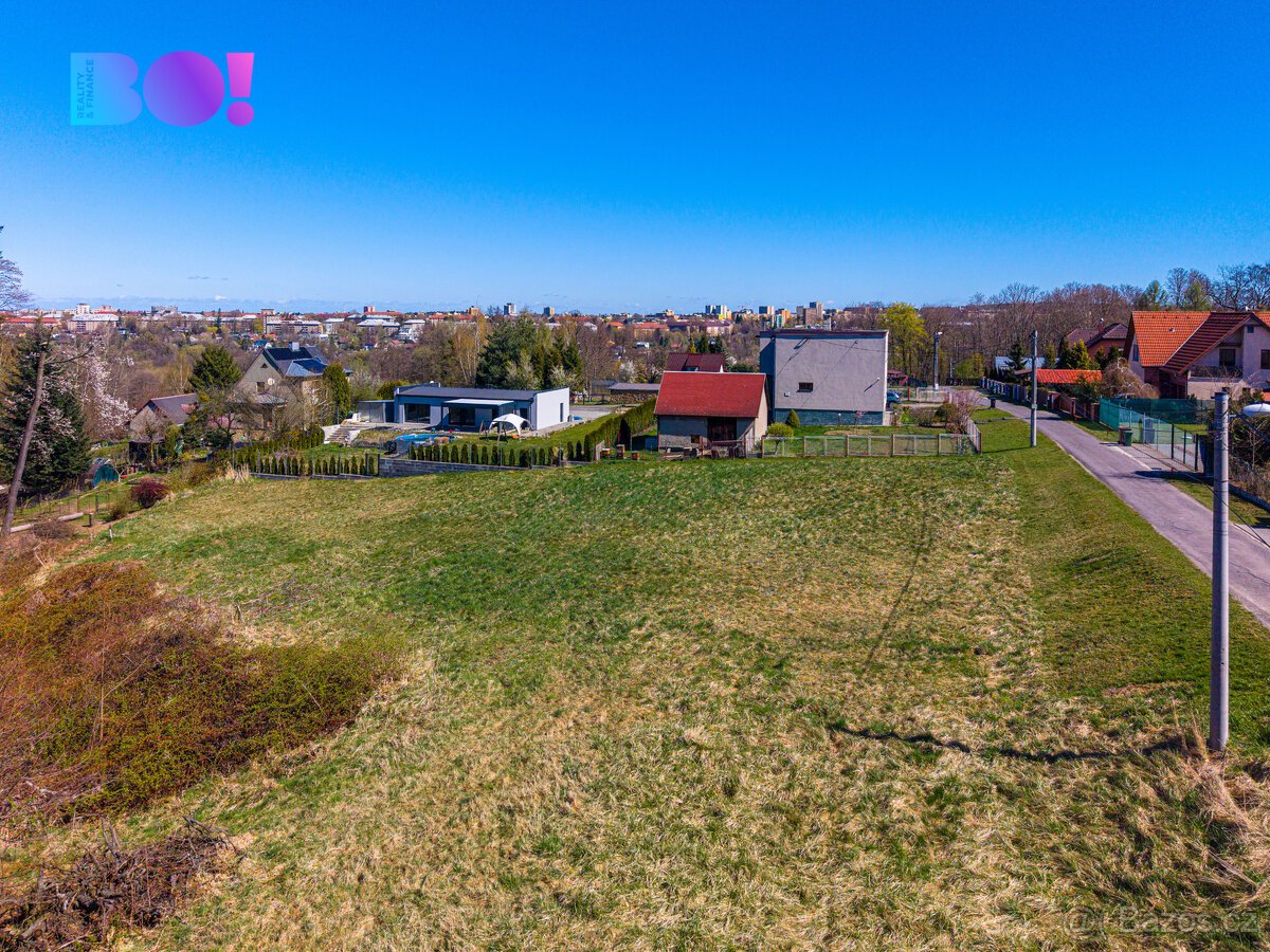 Prodej stavebního pozemku 1649 m² - Bludovice